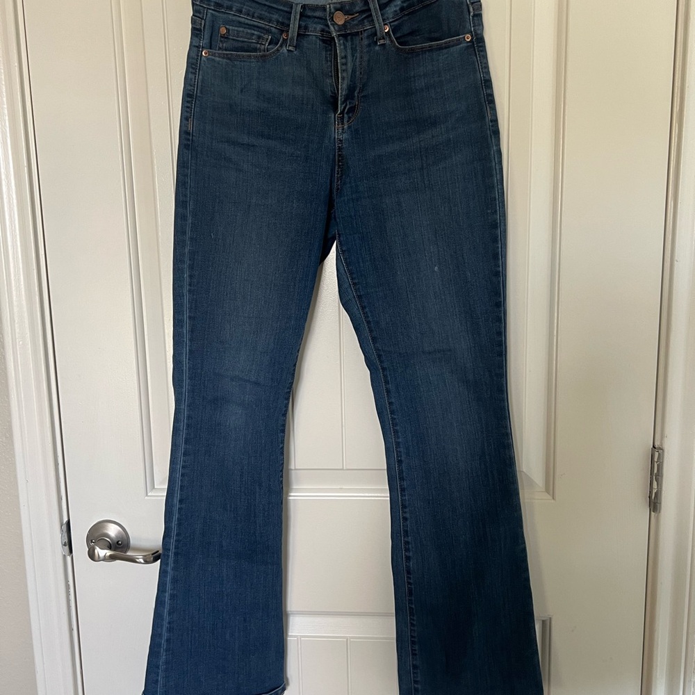 Denizen from Levi's Blue Dark Wash Mid-Rise Boot Cut Jeans Classic Style